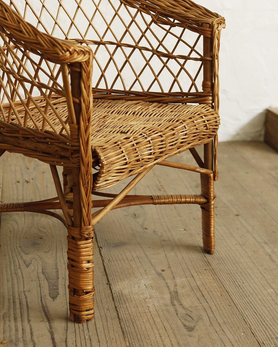 フランスアンティーク ラタンキッズアームチェア.1｜Antiques Knock