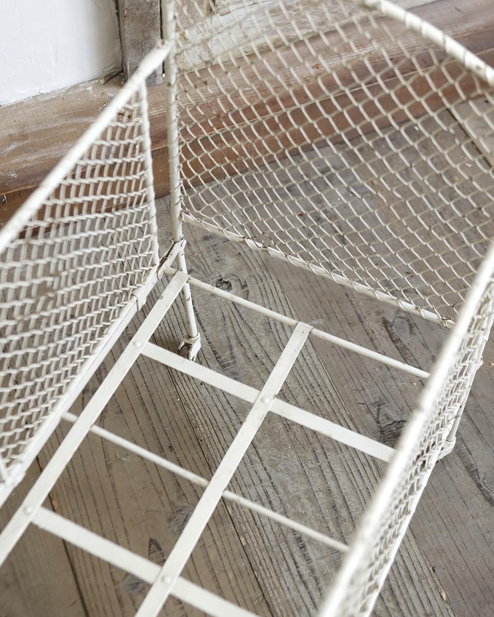 フランスアンティーク シャビーペイントアイアンベビーベッド.8