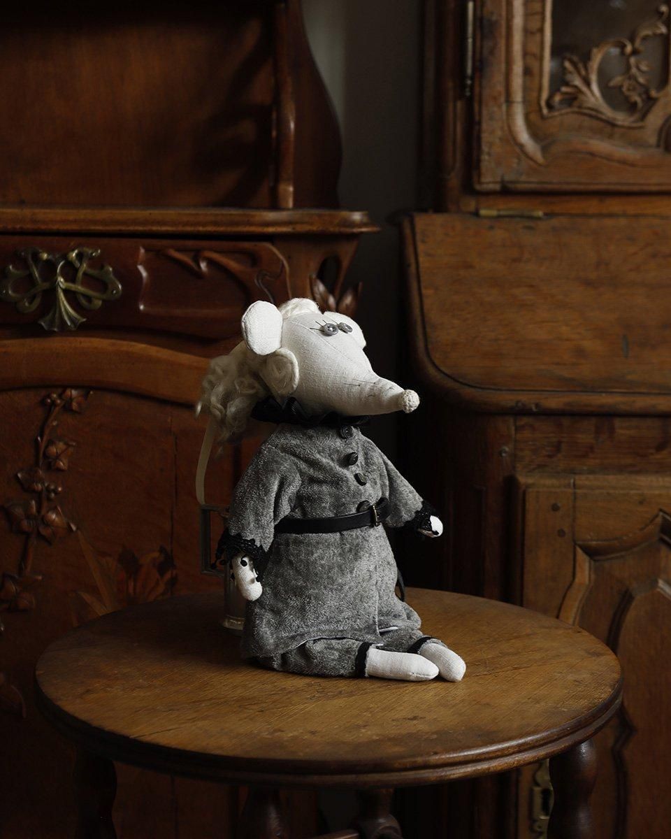 フランスアンティーク ”La Main d'Or” ネズミのぬいぐるみ フランスアンティーク ”La Main d'Or” ネズミのぬいぐるみ