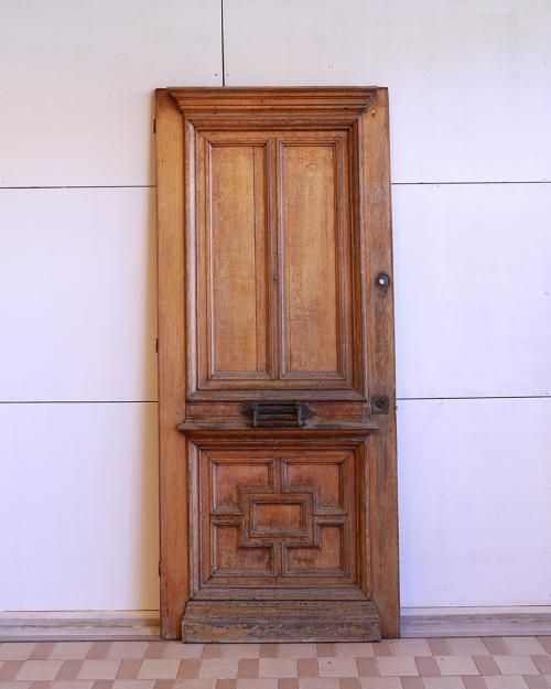 Antiques Knock アンティークドアや古い窓の建材