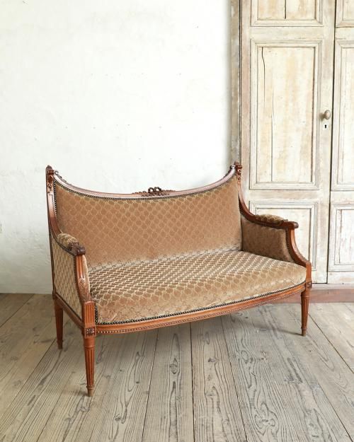 Antiques Knock アンティーク家具・雑貨・ジュエリー・食器