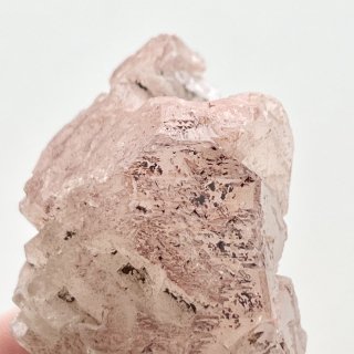 ニルヴァーナクォーツ！ヒマラヤ・アイスクリスタル原石　約63.6g長径約64.3mm