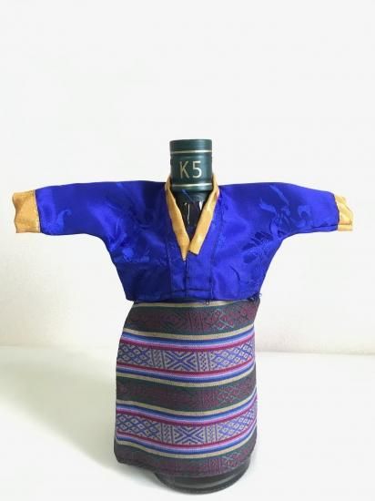ボトルカバー ブータン民族衣装 キラ 女性用 J And K Limited Of Japan 株式会社
