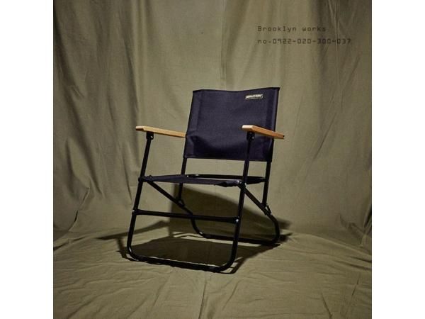 BROOKLYN WORKS FIELD CHAIR - STANDARD point