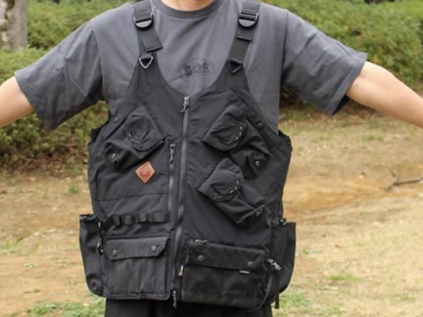 grn（ジーアールエヌ） TEBU RIFLEMAN VEST（テブライフルマンベスト） BLACK - STANDARD point