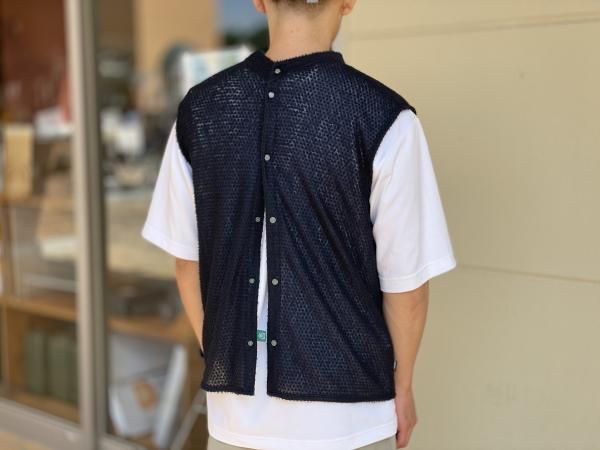 ULSUS（ウルサス）BEAR VEST Salute Blue- STANDARD point