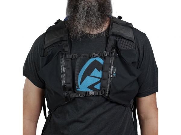 Zpacks Nero ultra 30Lw/ Running Vest Straps - STANDARD point Zpacks Nero ultra 30Lw/ Running Vest Straps - STANDARD point