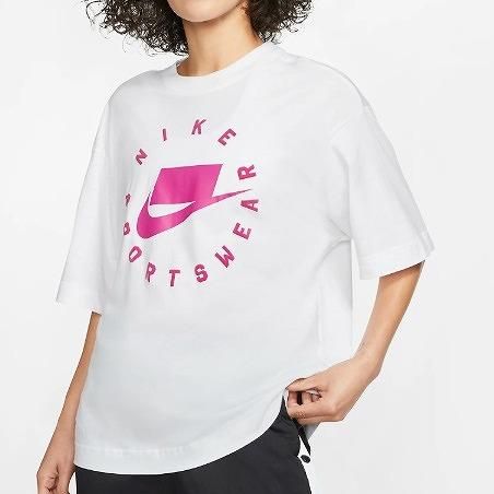 海外限定 日本未入荷 ナイキ Nike Sportswear サークルロゴ X バックロゴ オーバーサイズ Tシャツ ホワイト レディース 海外限定 日本未入荷 ナイキ Nike Sportswear サークルロゴ X バックロゴ オーバーサイズ Tシャツ ホワイト レディース