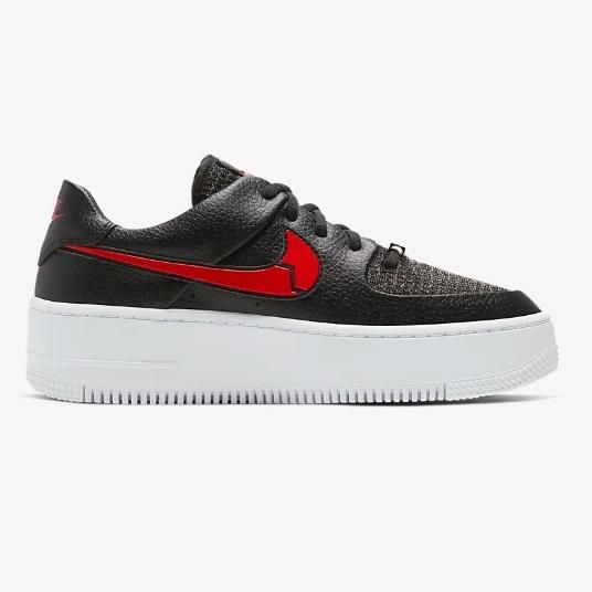 日本未発売 ハートチャーム付 バレンタイン限定 ナイキ Nike Air Force 1 エアフォースワン Sage Low Valentine S Day レザー スニーカー レディース Smallcat D Shop 日本未発売 ハートチャーム付 バレンタイン限定 ナイキ Nike Air Force 1 エアフォースワン Sage Low Valentine S Day レザー スニーカー レディース Smallcat D Shop