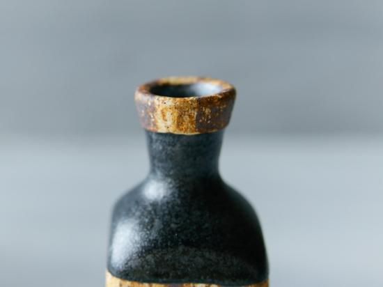 四角い骨董市のワインボトル 黒 B - Daphne-craft