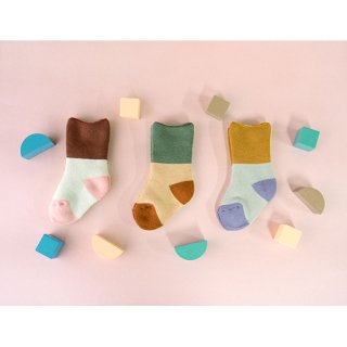 chocolatesoup X Giving Store / PILE MIDDLE SOCKS