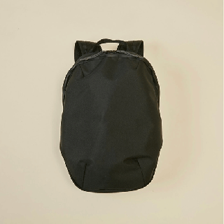 MOUN TEN. / daypack 10L / black