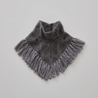 eLfinFolk / Snow Jacquard Fringe Cape / gray