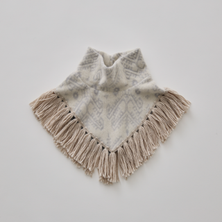 eLfinFolk / Snow Jacquard Fringe Cape / ivory