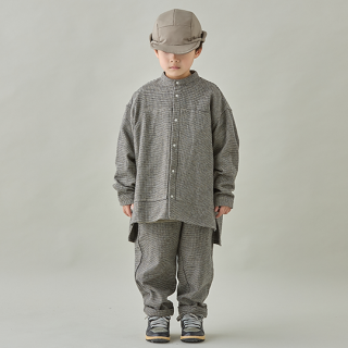 MOUN TEN. / cotton tweed pocket shirt / sand x bk