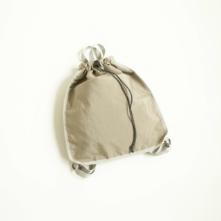 MOUN TEN. / nylon ox baby knapsack / greige