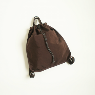 MOUN TEN. / nylon ox baby knapsack / chocolate
