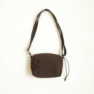 MOUN TEN. / nylon ox porch / chocolate