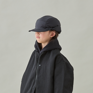 MOUN TEN. / ear muffs puffcap / black