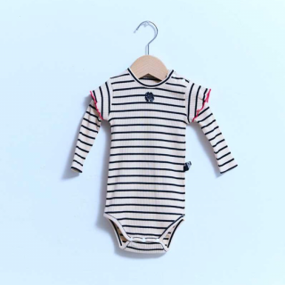 KoQueliKo / Frill baby body / black border