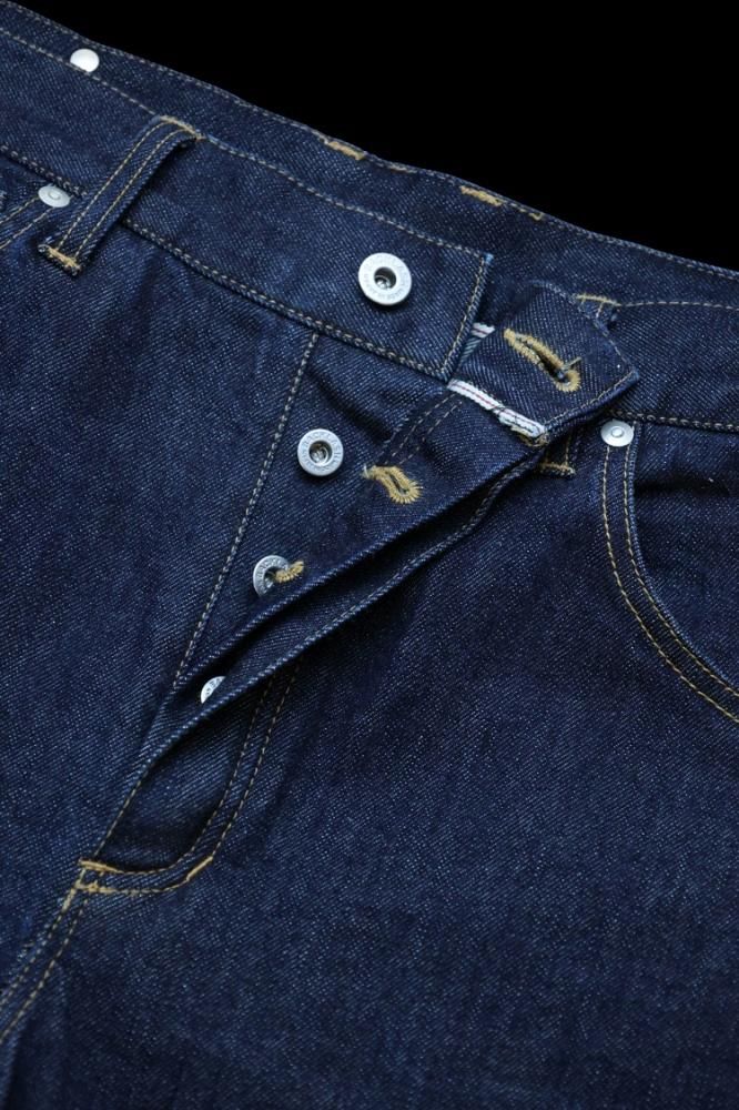 THE DENIM STRETCH SELVEDGE DENIM SEMI-SARROUEL PANTS THE DENIM STRETCH SELVEDGE DENIM SEMI-SARROUEL PANTS