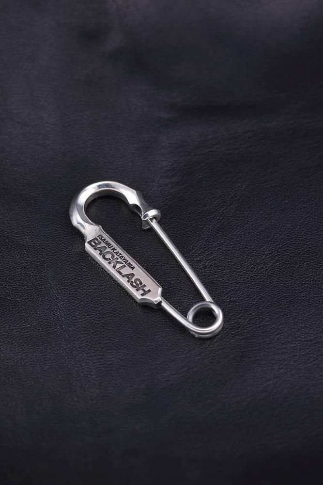 Safety pin backlash discount