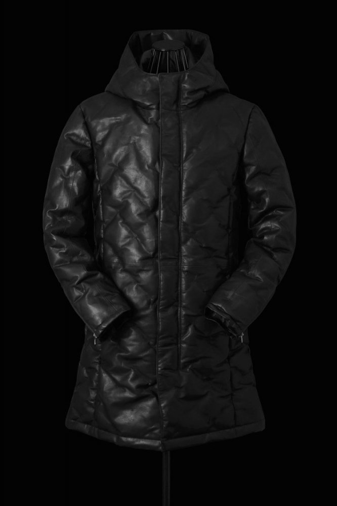 MONOCHROME LUXURY STEER 0.6mm POLISH WHITE GOOSE DOWN COAT 