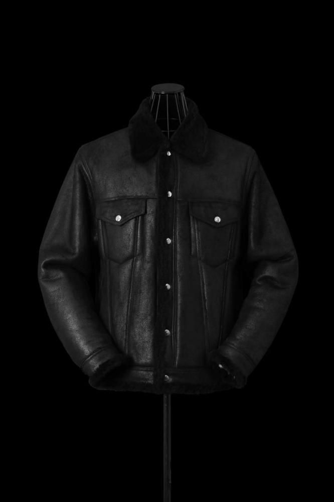 SPANISH MOUTON TRUCKER JACKET