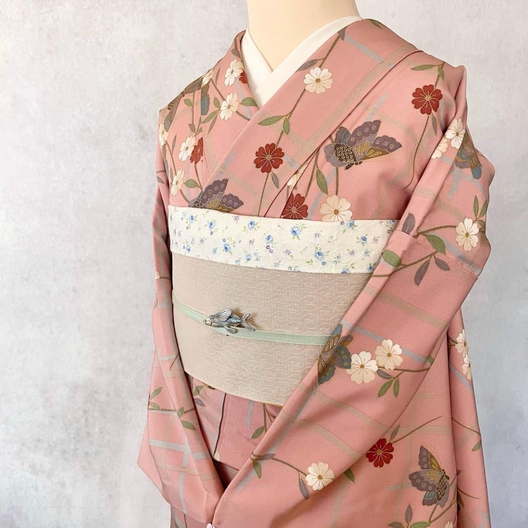 枝垂れ花に蝶々の小紋 - アンティーク＆リサイクルキモノ 千すけ 着物