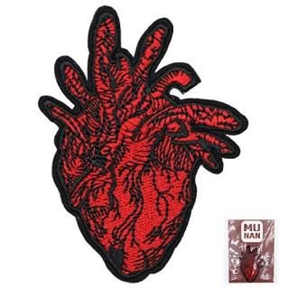 MUNAN The Snake Heart Heart Patch Embroidered Applique Badge Iron On Sew On Embl