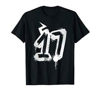 17th birthday present teens boys girls cool spray HIPHOP T-Shirt