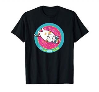 Funny Cat wearing Sunglasses in Vacation Mode on a Donut T-Shirt
