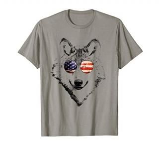 Cool Wolf Patriotic American Flag Sunglasses T-shirt T-Shirt