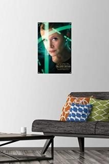 Star Wars The Force Awakens - Leia Portrait Wall Poster with Push Pins
