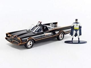 Jada Toys DC Comics 132 Classic TV Series 1966 Batmobile Die-cast Car with Batma