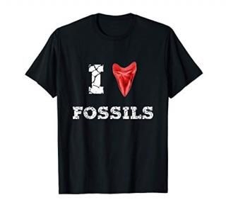 I Love Fossils Megalodon Tooth Paleontology Rock Hound T-Shirt