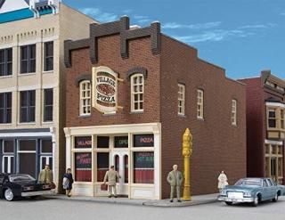 Walthers - Village Pizza -- Kit - 3-1/8 x 5-1/2 x 4-3/4 7.9 x 13.9 x 12cm - HO