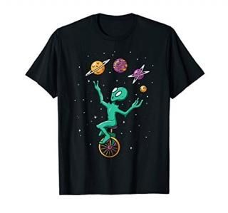 Funny Juggling Planets Space Alien Aliens Believer Gift T-Shirt