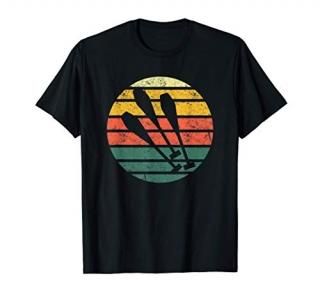 Juggling Clubs Retro Vintage Style Sunset Gift for Jugglers T-Shirt