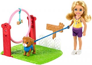Barbie Chelsea Can Be Dog Trainer Playset with Blonde Chelsea Doll 6-in Dog & Le