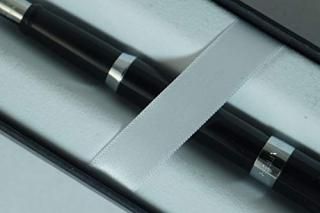 Sheaffer Sagaris Black Lacquer Polished Appointments Sheaffer Signature mid Ring
