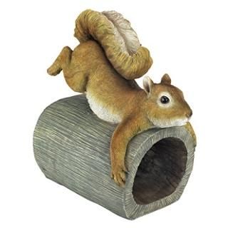 Design Toscano QM2869000 Crash The Squirrel Gutter Guardian Downspout Statue Ful
