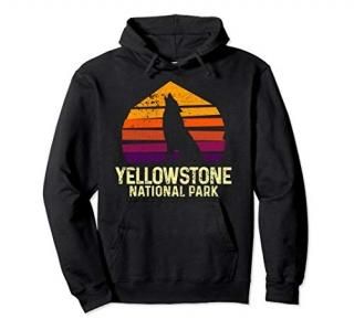 Vintage Yellowstone National Park Wolf Retro Hoodie