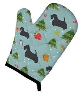 Carolines Treasures BB4893OVMT Christmas Scottish Terrier Oven Mitt