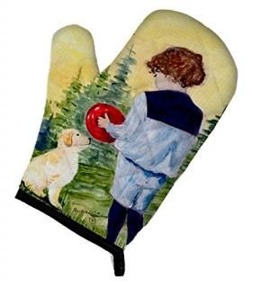 Carolines Treasures SS8530OVMT Little Boy with His Golden Retriever Oven Mitt