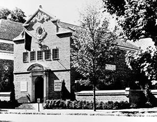 Ʋ Nexterior View of The National Baseball Hall of Fame in Cooperstown New Yor