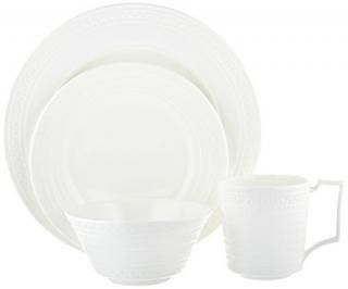 Wedgwood Intaglio 4-Piece Place Setting by Wedgwood