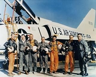 Ի C1961 Nthe Original Seven Astronauts of The Mercury Program Left The Right