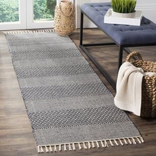 Safavieh Montauk Collection MTK330B Handmade Tassel Cotton Runner 2'3 x 8'  Ivor
