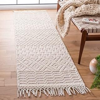 Safavieh Natura Collection NAT852R Handmade Moroccan Boho Fringe Wool Runner 2'3